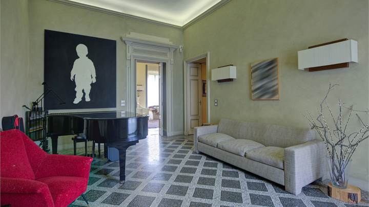 Elegante signorile appartamento in Piazza Solferino