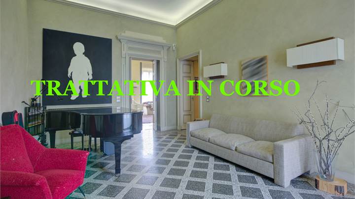 Elegante signorile appartamento in Piazza Solferino