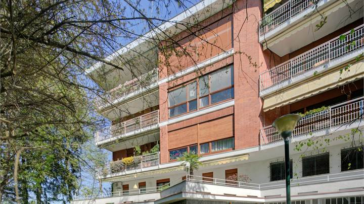 Elegante attico panoramico pressi centro San Mauro, Precollina Sambuy 