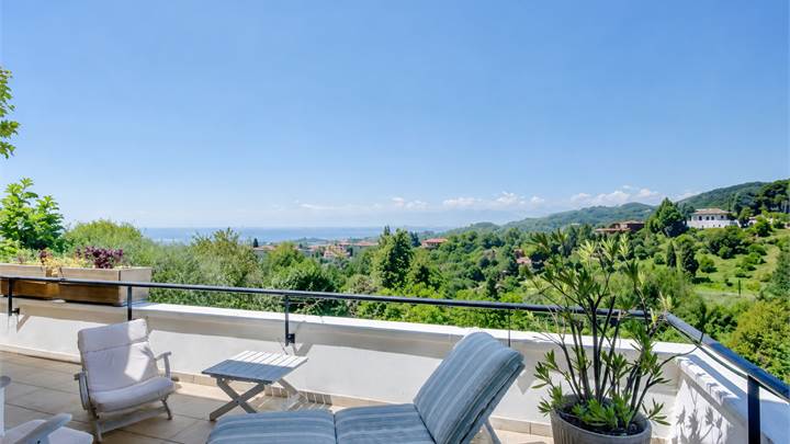 Eleganza, luce e panorama nel prestigioso complesso “Pian dei Ciliegi” – Revigliasco di Moncalieri